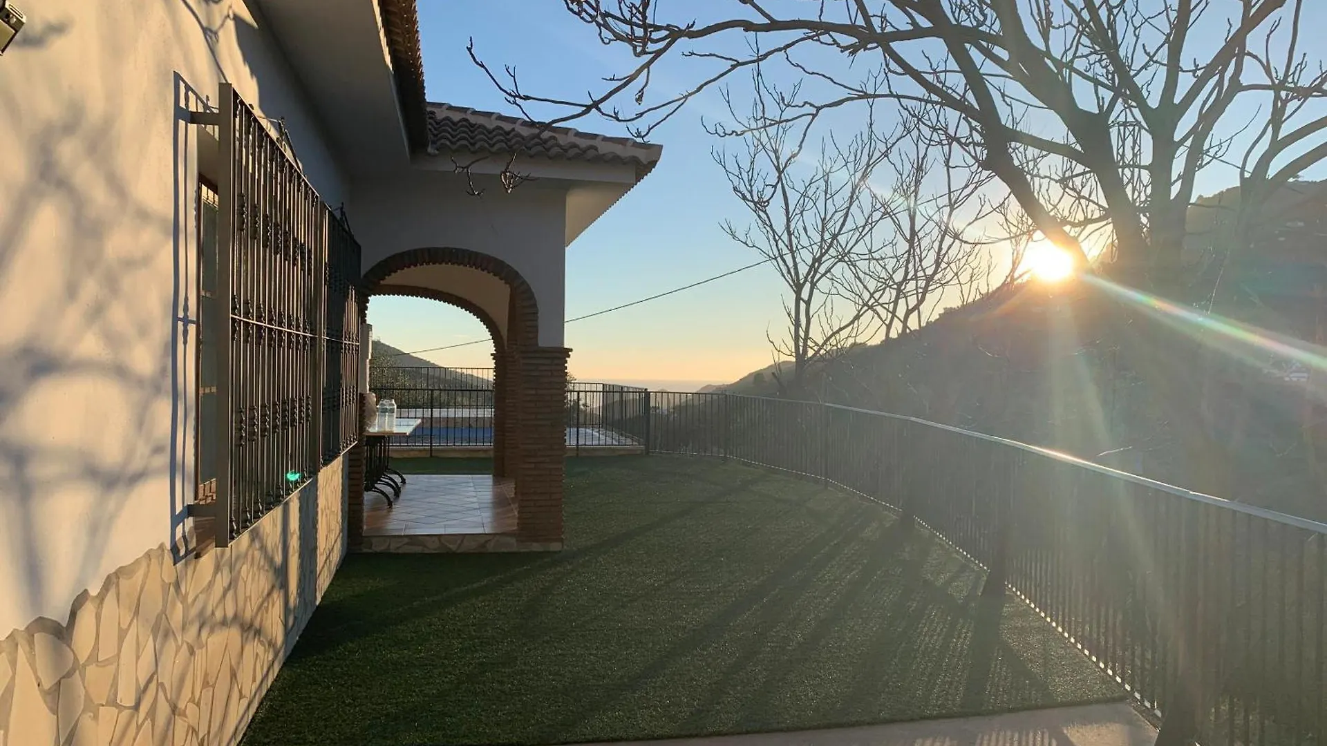 Finca El Almendro Malaga 0*,